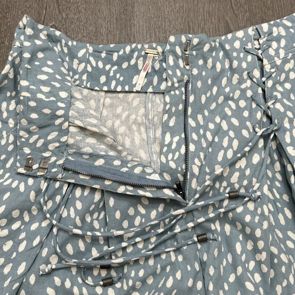 Free People Bennett Shorts Size 10 Blue White Lace Up Pleated High Rise NWOT